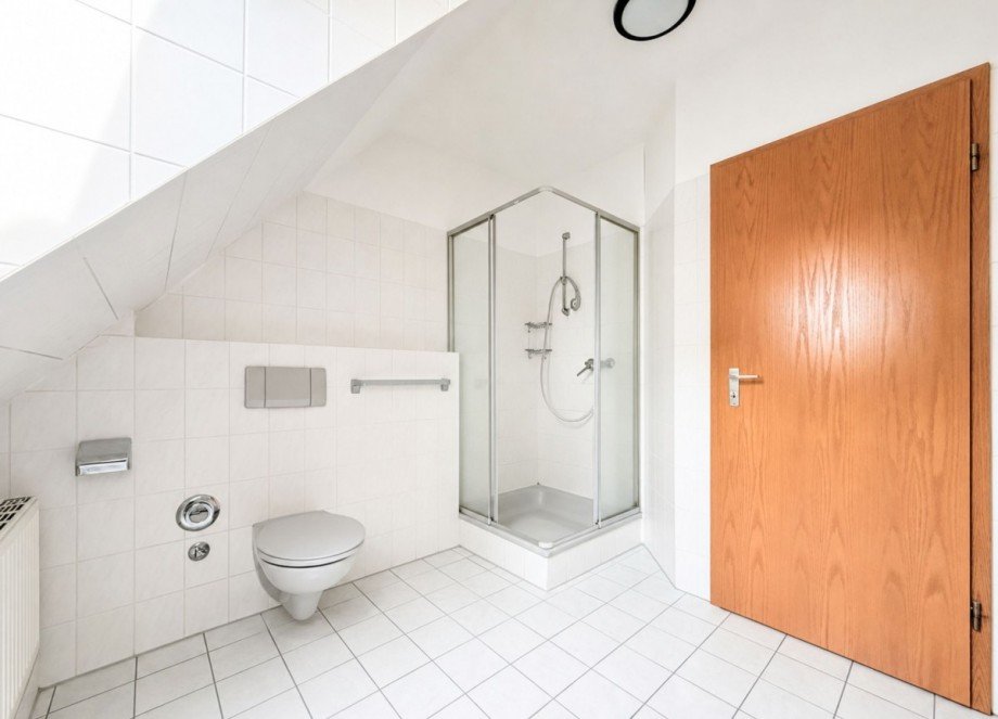 12 Badezimmer Etagenwohnung Blender