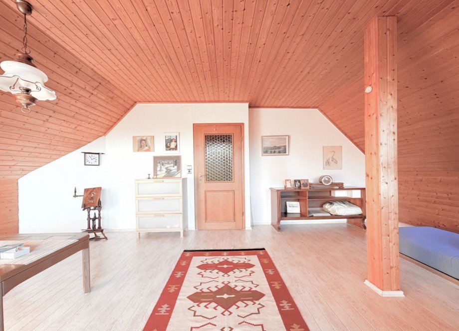 21 Zimmer (1) OG Einfamilienhaus Emtinghausen