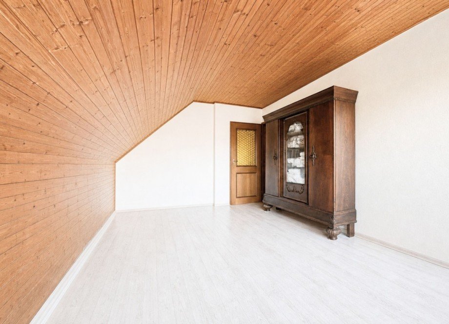 18 Zimmer (2) Einfamilienhaus Emtinghausen
