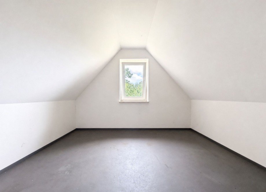 25 Trockenraum _ Dachboden Etagenwohnung Blender