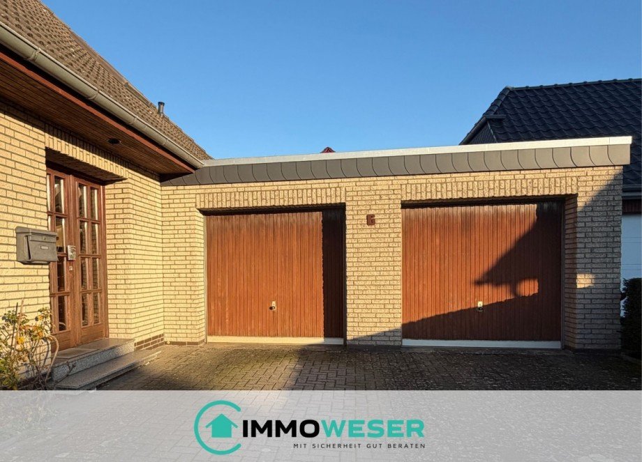 02 Doppelgarage _ Eingang Einfamilienhaus Emtinghausen