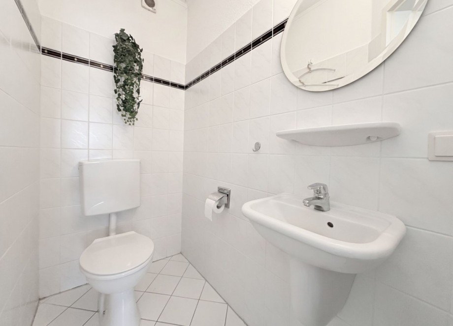 14 G�ste-WC Etagenwohnung Lilienthal