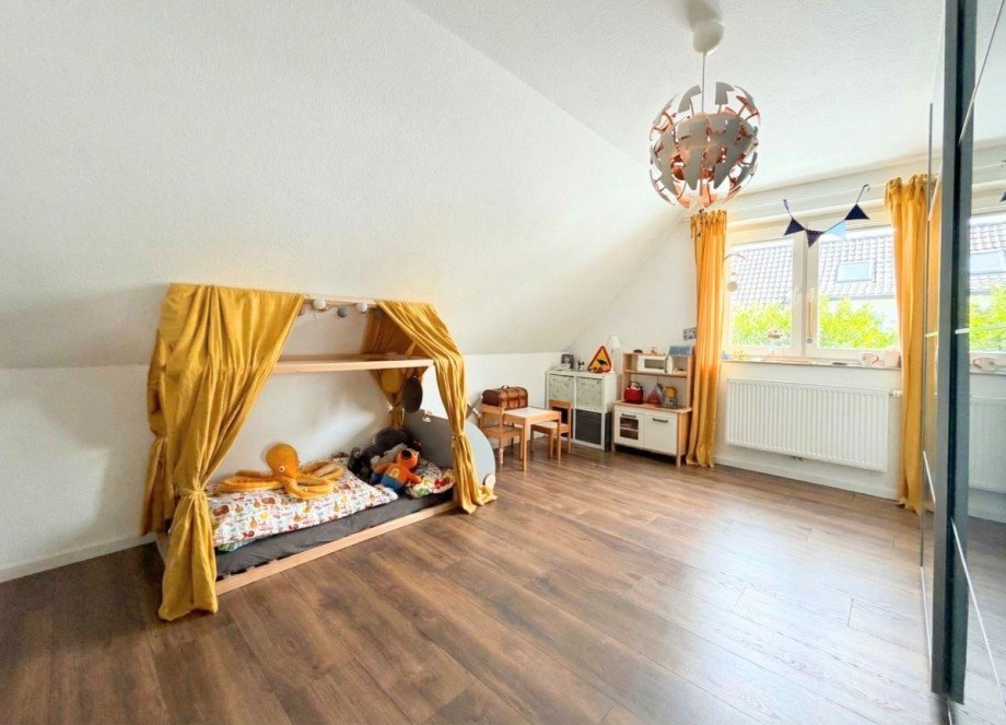 18 Kind (1) Einfamilienhaus Emtinghausen