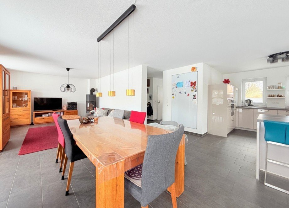 10 Wohnzimmer _ K�che Einfamilienhaus Emtinghausen