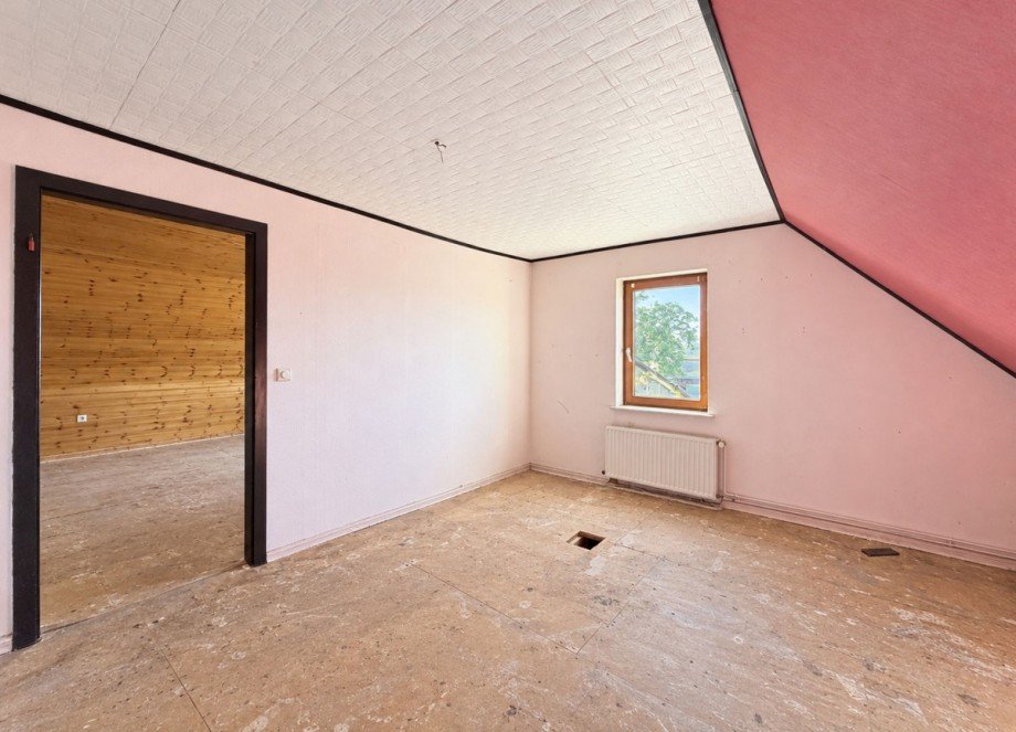 26 Ausbaureserve OG Zweifamilienhaus Riede