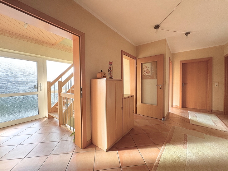 06 Flur EG Einfamilienhaus Riede