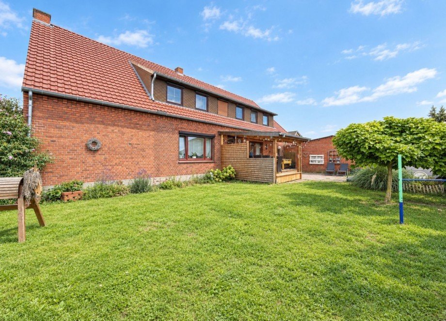 29 Garten Zweifamilienhaus Riede