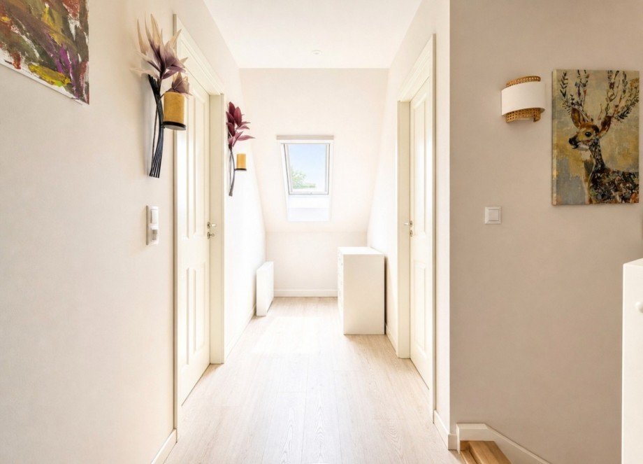 24 Flur OG Einfamilienhaus Emtinghausen