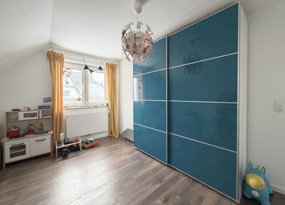 19 Kind (1) Einfamilienhaus Emtinghausen