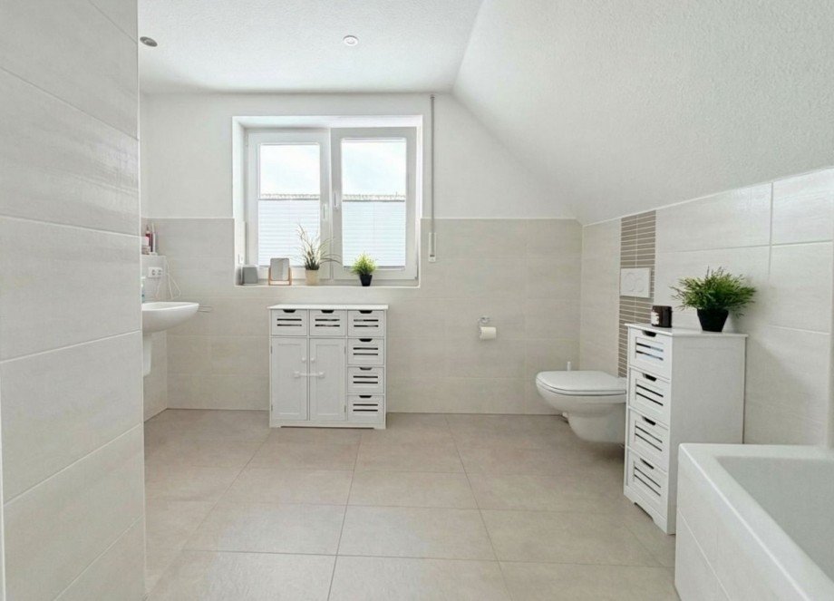 24 Bad Einfamilienhaus Emtinghausen