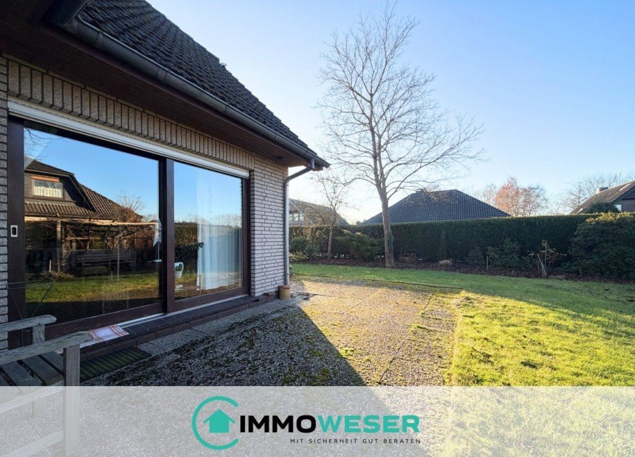 03 Terrasse Vorderseite Einfamilienhaus Emtinghausen