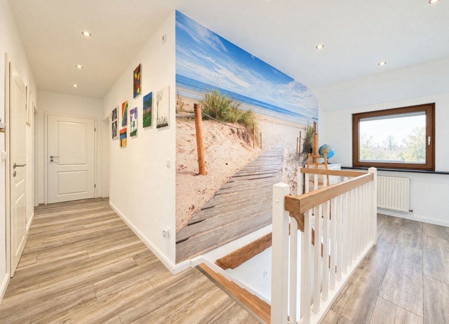 10 Flur OG Zweifamilienhaus Riede