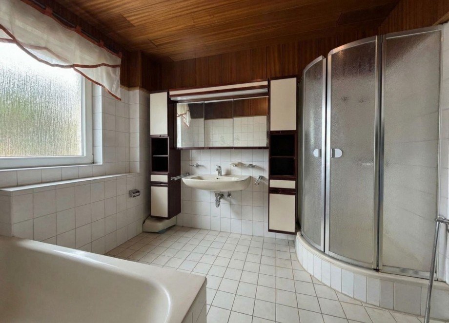 17 Bad Einfamilienhaus Blender