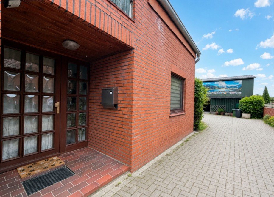 27 Eingang Wohnung Resthof Riede