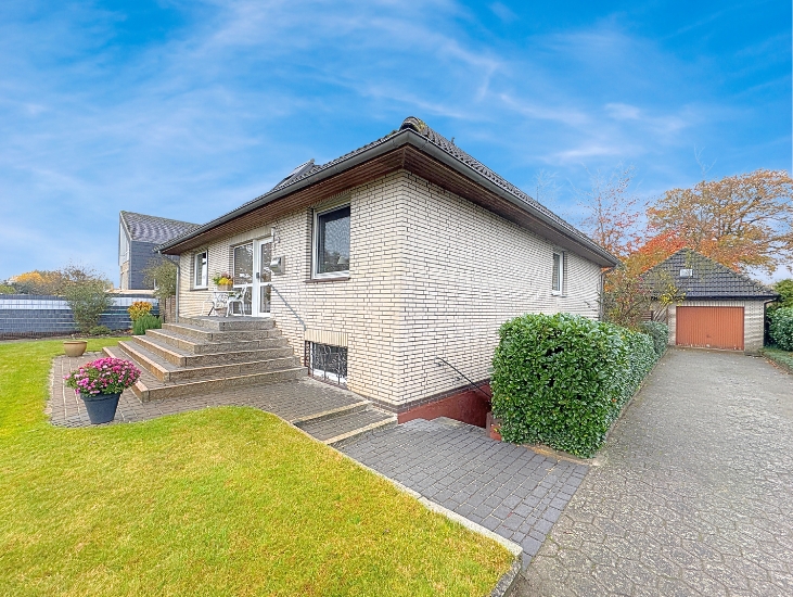 02 Ansicht Einfamilienhaus Riede