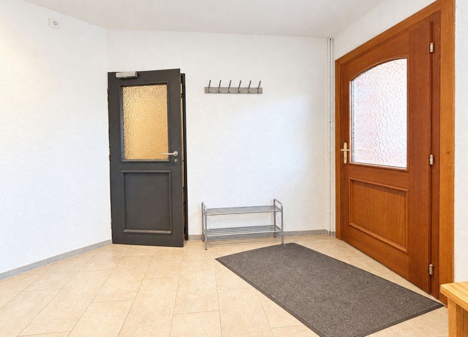27 Zwischenflur Hauptgeb�ude und Anschlussraum Einfamilienhaus Riede