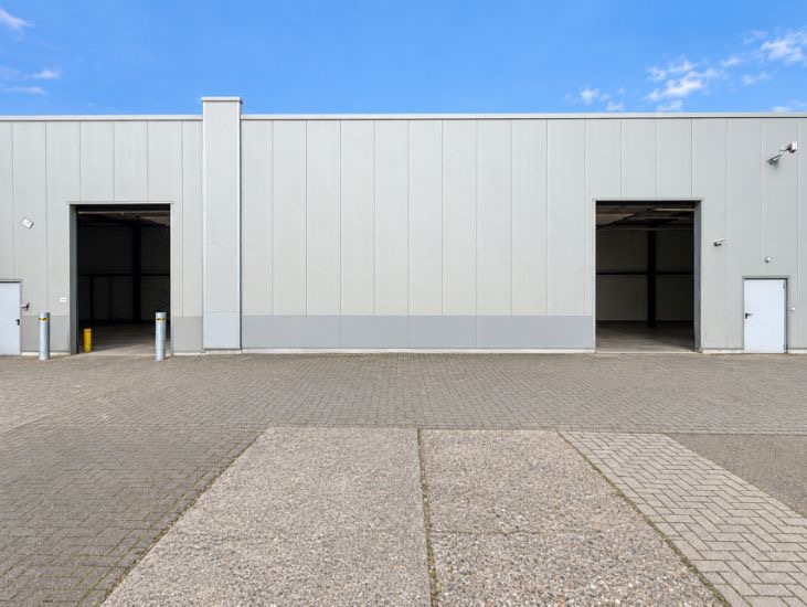 16 Gewerbehallen Lager Stuhr