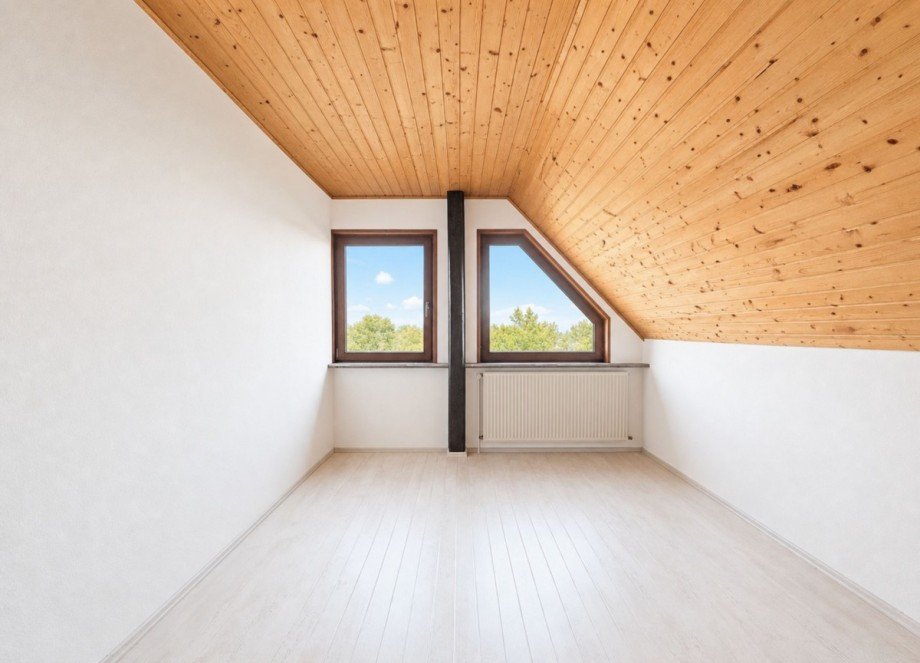 17 Zimmer (2) Einfamilienhaus Emtinghausen
