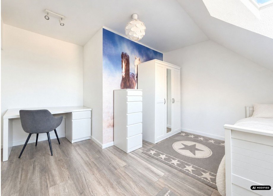 18 Kind (2) Einfamilienhaus Riede